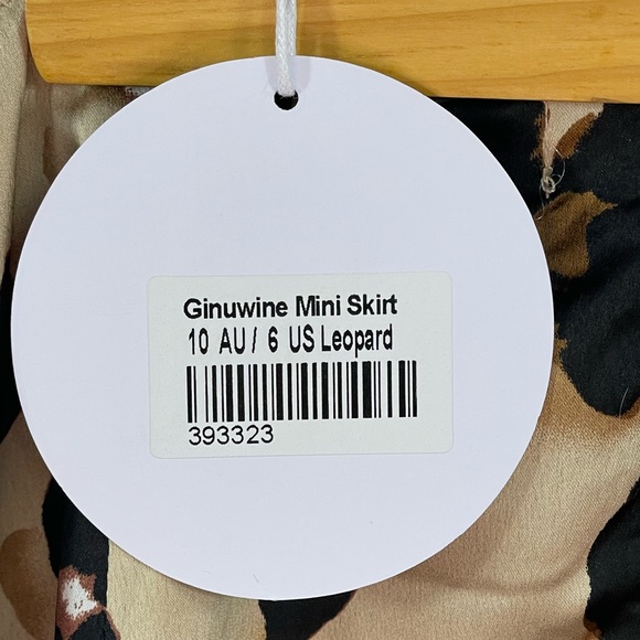 Princess Polly Small Leopard Cheetah Print Wrap Satin Mini Skirt - Picture 5 of 8